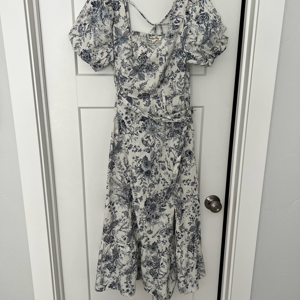Navy Floral Midi Dress with Puff Sleeves